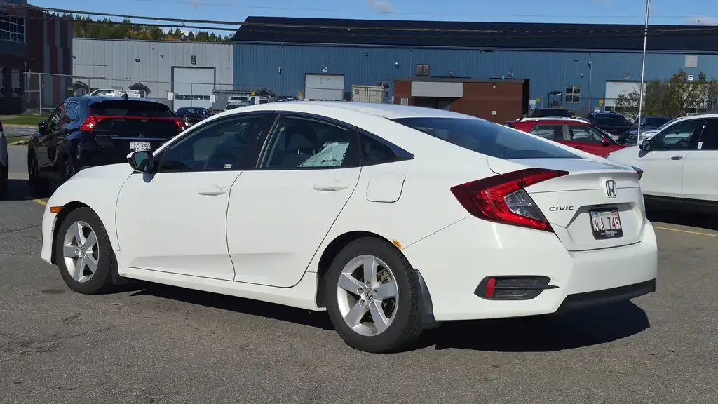 Honda Civic 2017 photo 5