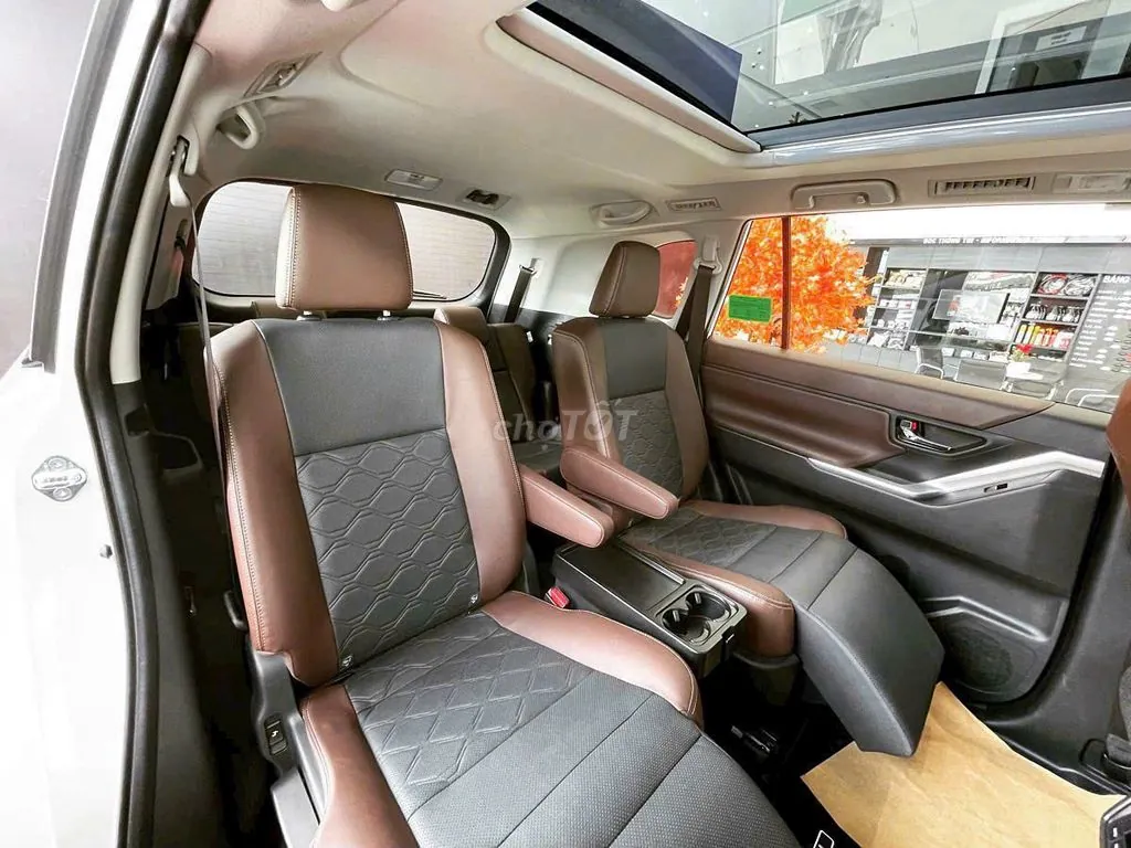 Toyota Innova Cross 2025 photo 4