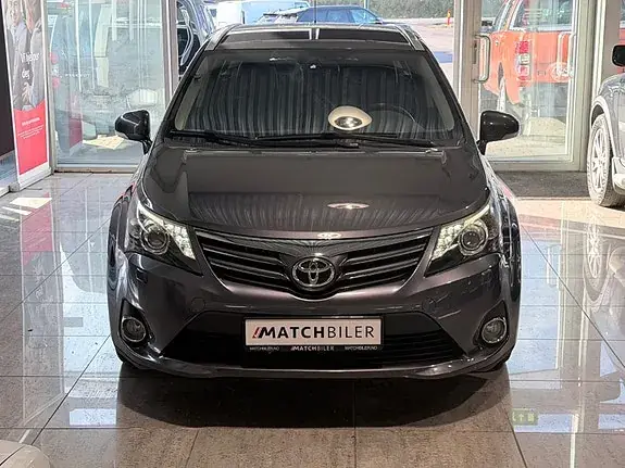 Toyota Avensis 2013 photo 5