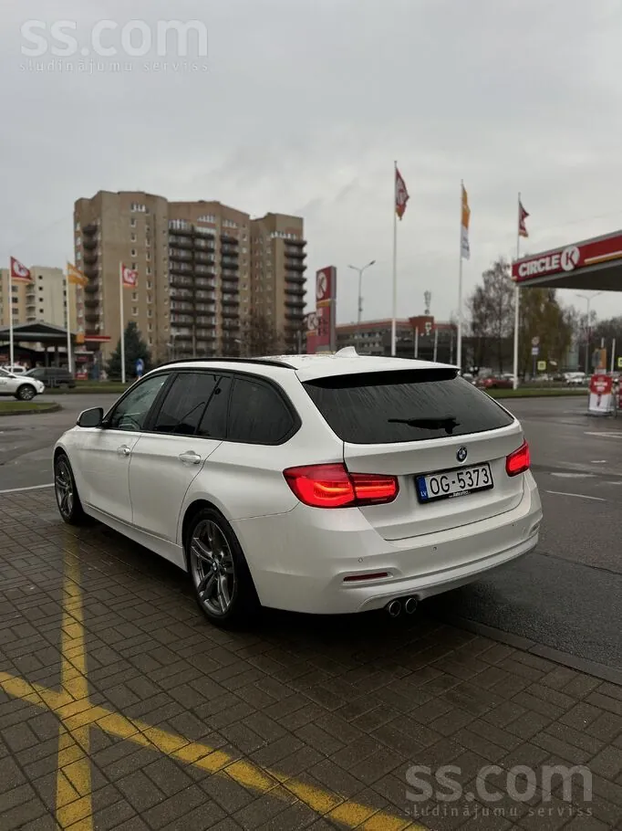 BMW 320 2017 photo 4