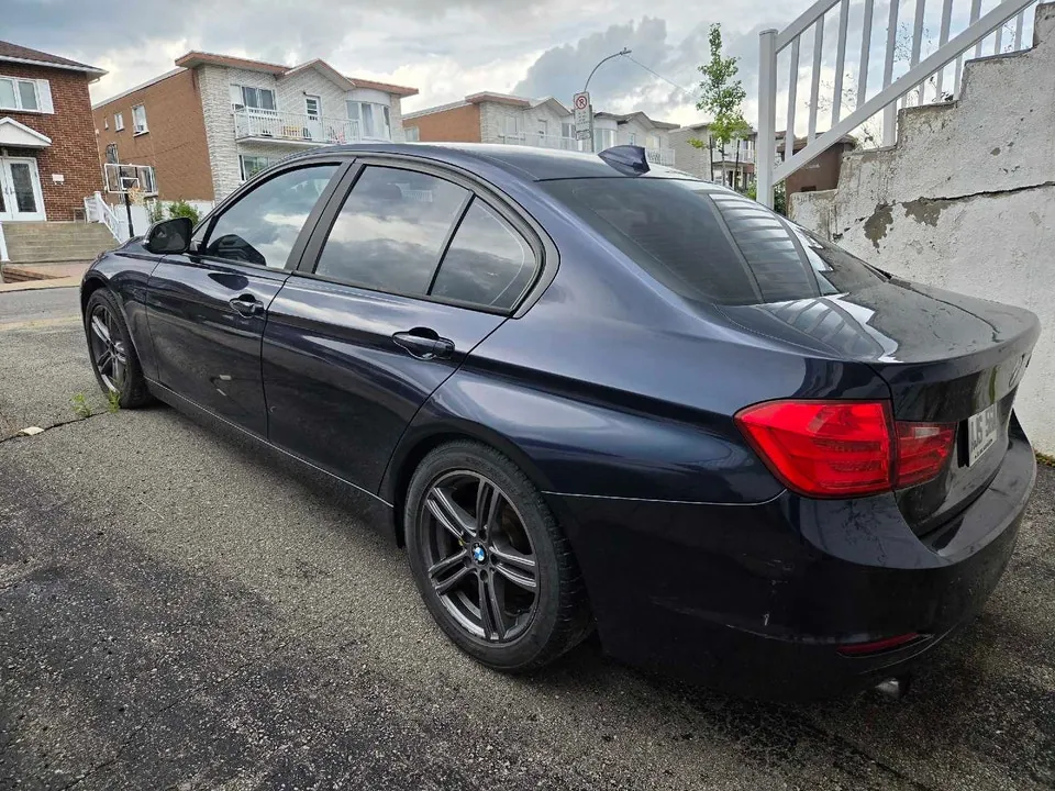 BMW 320I