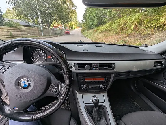BMW 325Xi 2007 photo 4