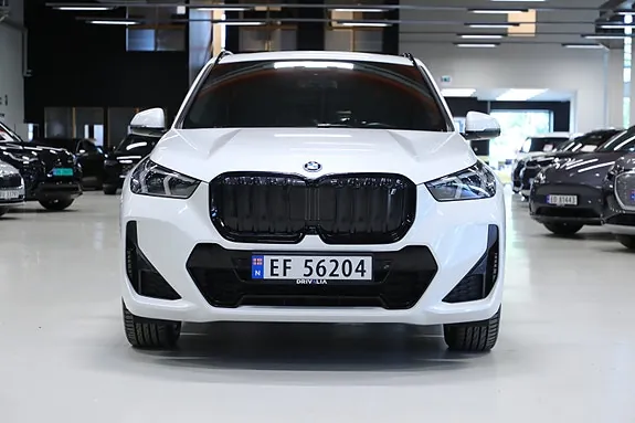 BMW Ix1 2023 photo 3