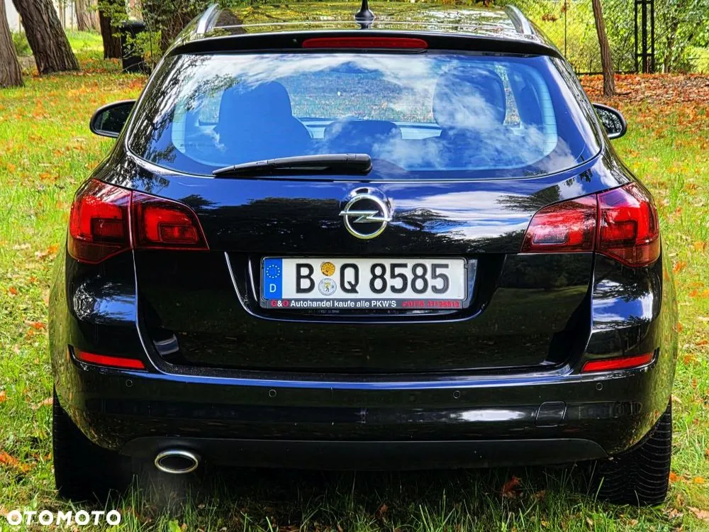 Opel Astra 2011 photo 5