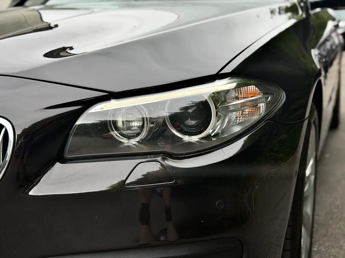 BMW 5 Series 2015 photo 2