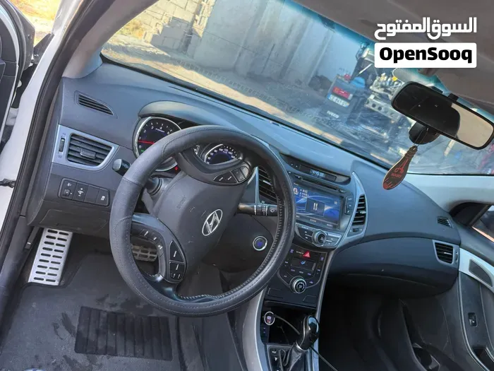 Hyundai Elantra 2014 photo 4