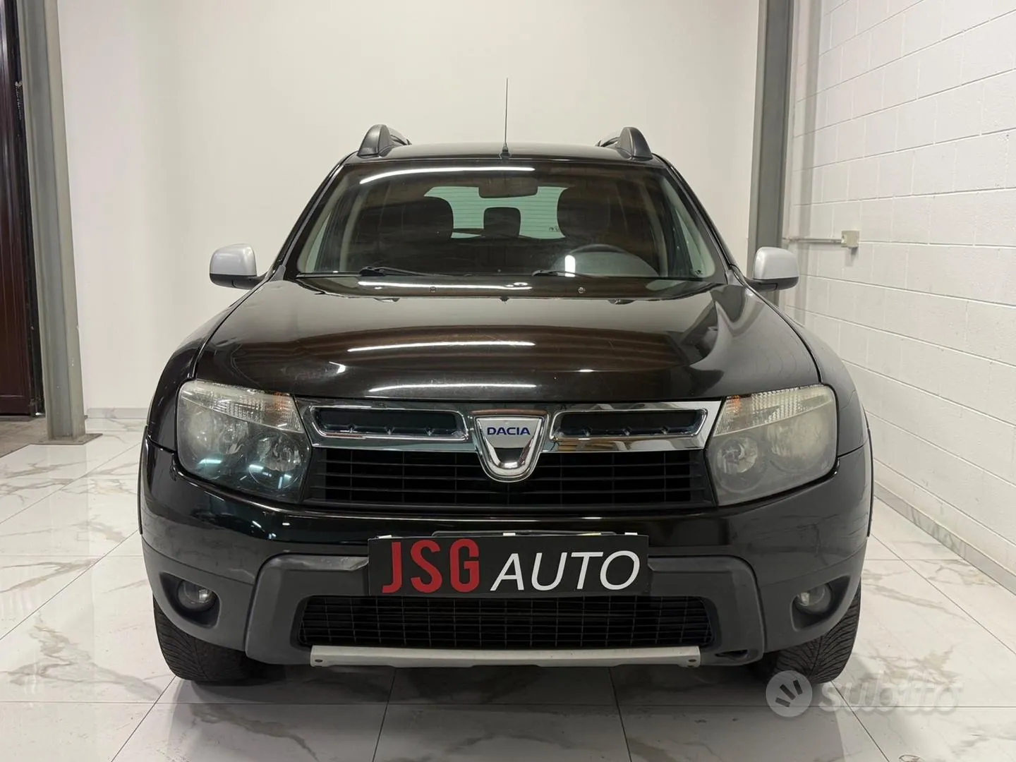 Dacia Duster 2011 photo 2