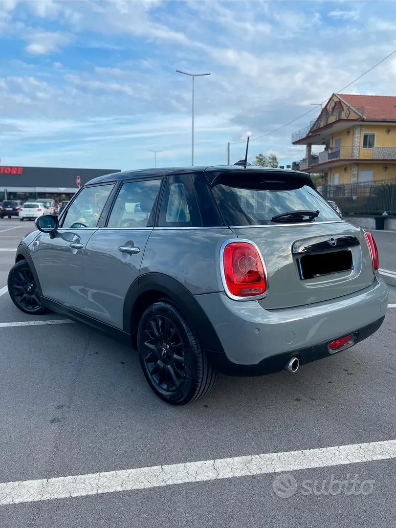 Mini Cooper 2019 photo 2