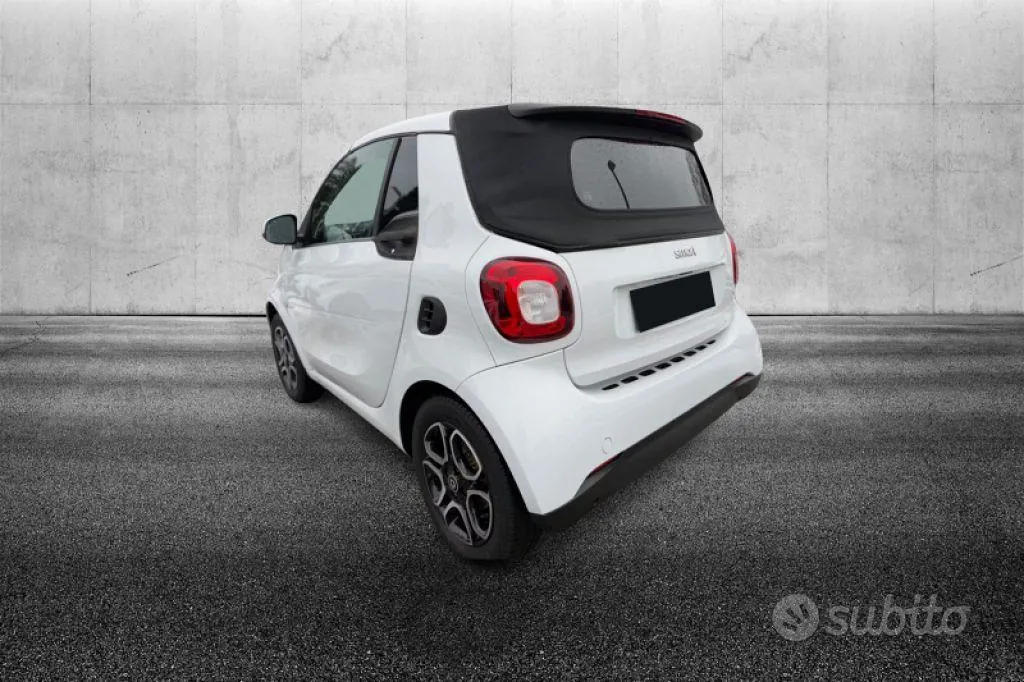 Smart Fortwo 2017 photo 4
