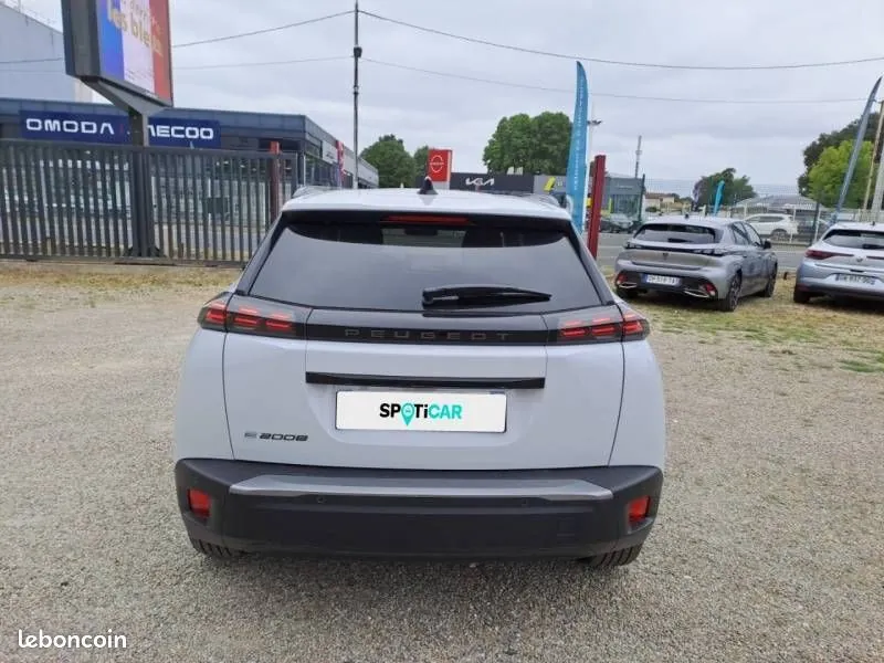 Peugeot 2008 2025 photo 5