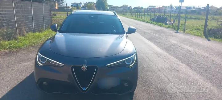 Alfa Romeo Stelvio 2017 photo 4