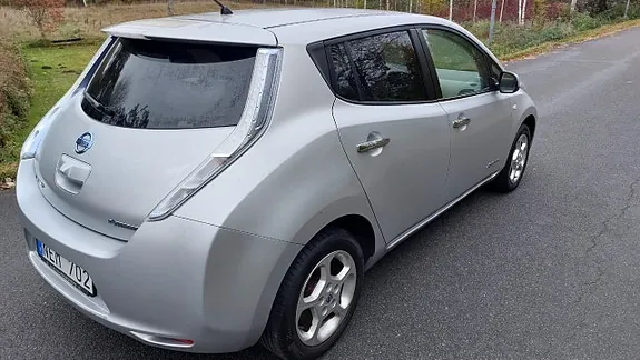Nissan Leaf 2012 photo 5