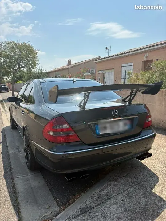 Mercedes-Benz E-Class 2003 photo 3