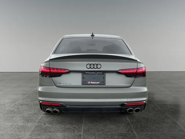 Audi A4 2023 photo 5