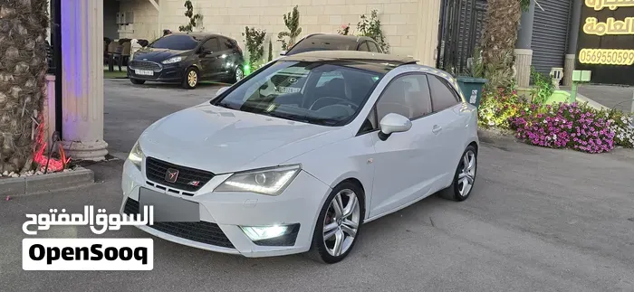 Seat Ibiza 2015 photo 2