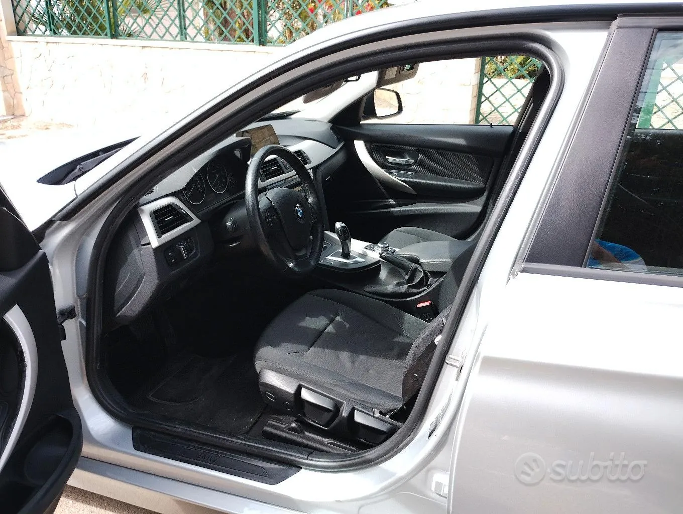 BMW 318D Touring Avantage 2016 photo 5