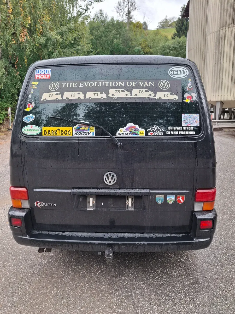 Volkswagen Multivan 2002 photo 3