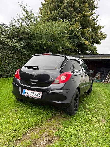 Opel Corsa 2007 photo 2