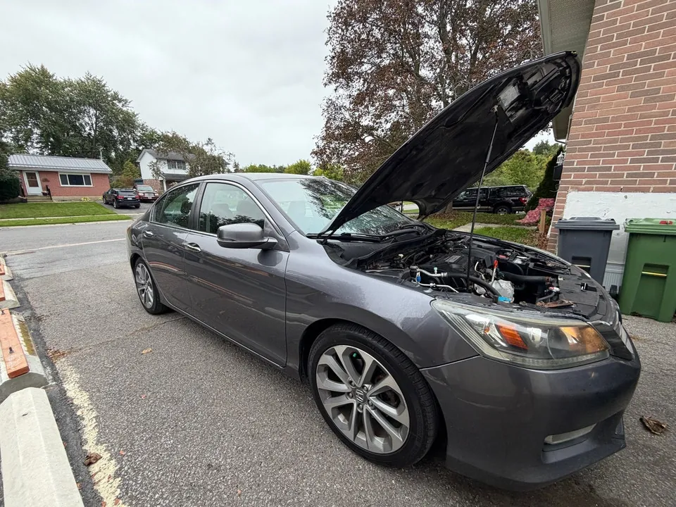 Honda Accord 2013 photo 2