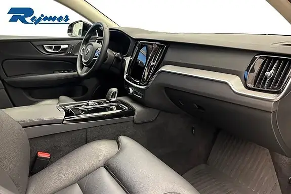 Volvo V60 2025 photo 5