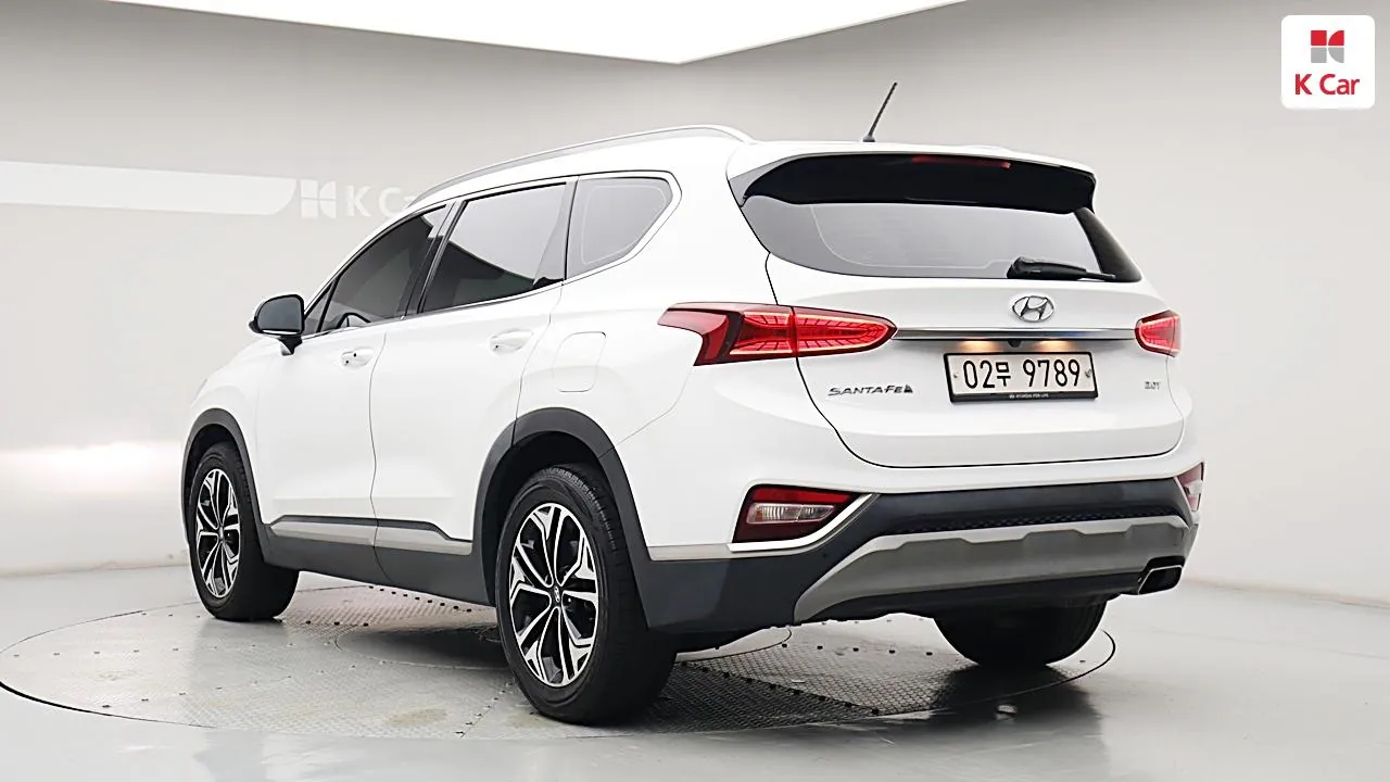 Hyundai Santa Fe 2019 photo 2