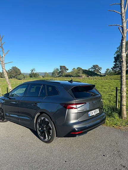 Skoda Enyaq 2023 photo 4
