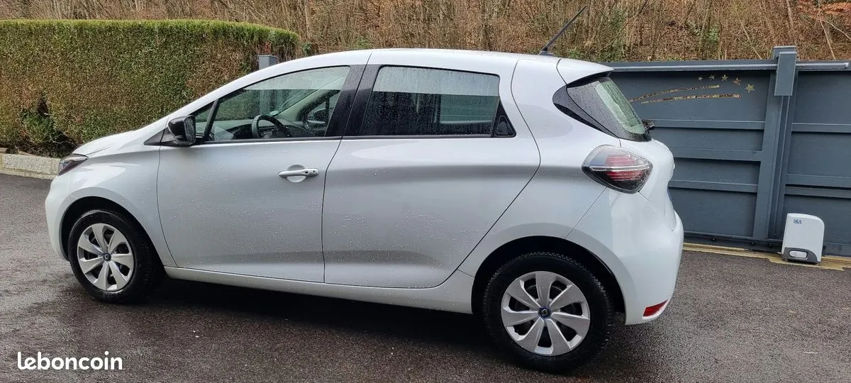 Renault Zoe 2023 photo 2