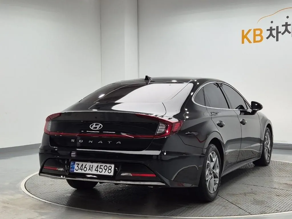 Hyundai Sonata 2022 photo 3