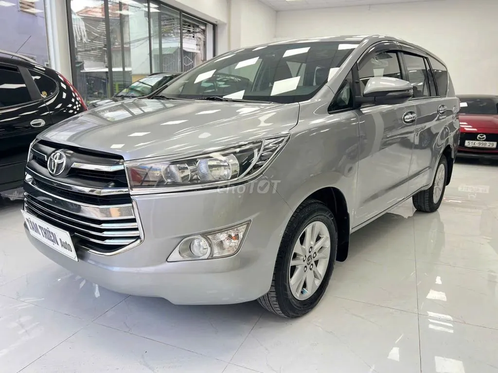 Toyota Innova 2018 photo 3