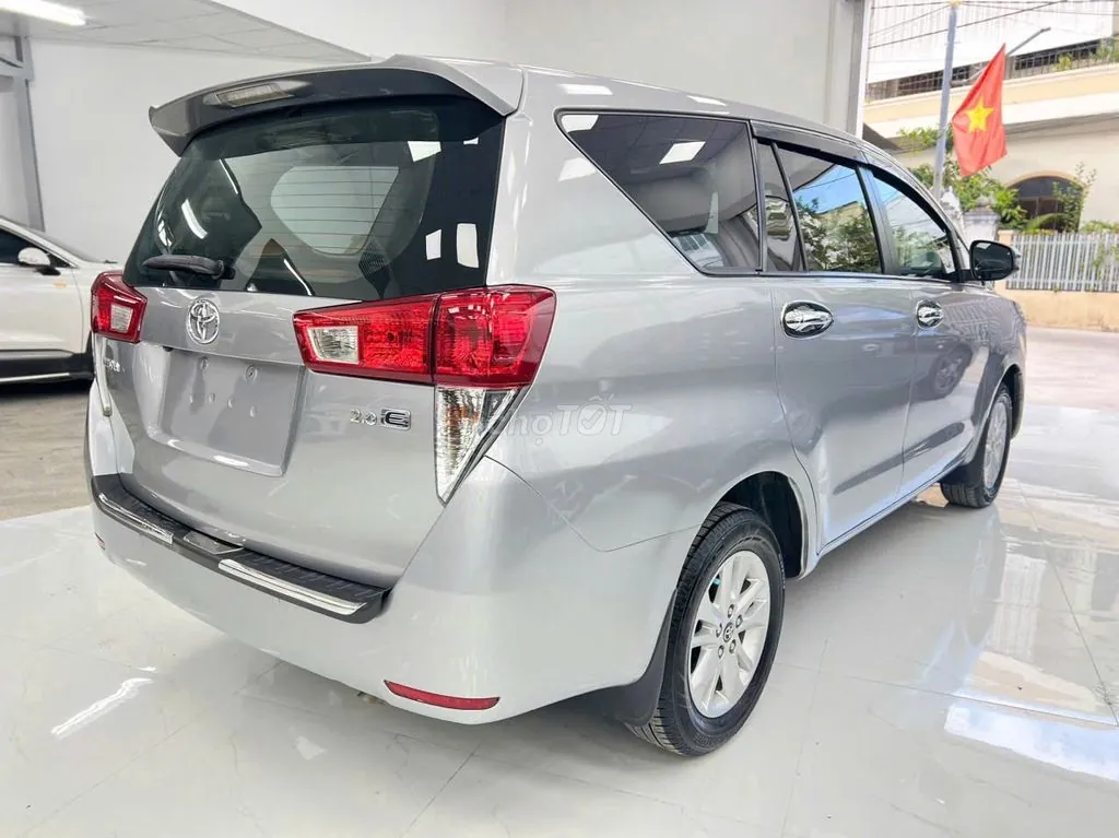Toyota Innova 2018 photo 5