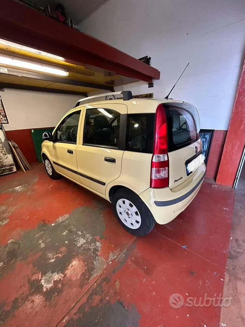 Fiat Panda 2010 photo 2
