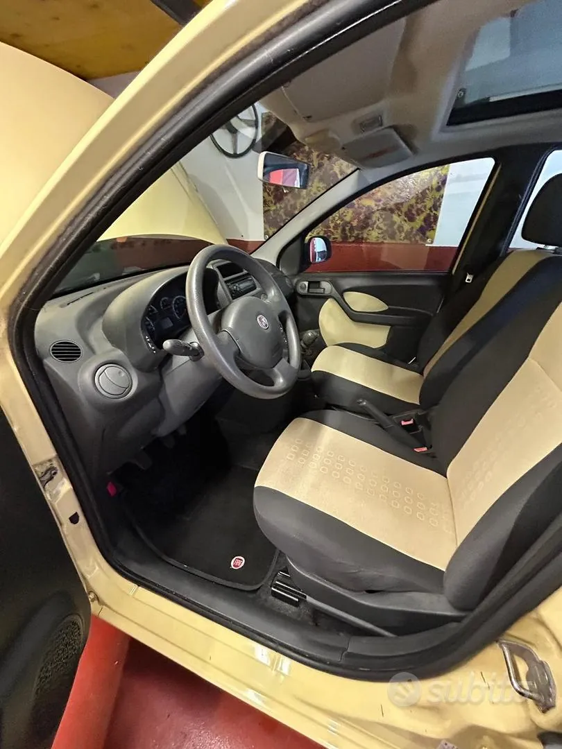 Fiat Panda 2010 photo 4
