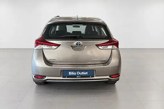 Toyota Auris 2015 photo 4