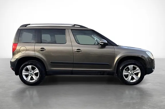 Skoda Yeti 2012 photo 4