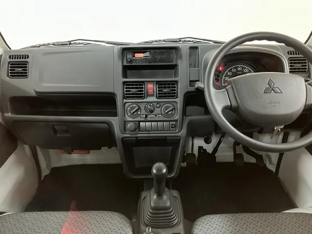 Mitsubishi Minicab Truck M 9,365 2021 photo 2