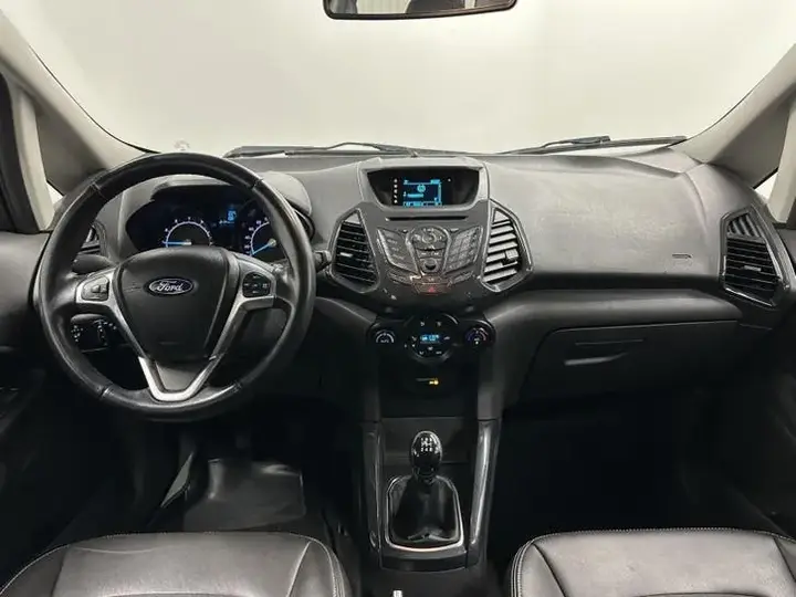 Ford Ecosport 2015 photo 2