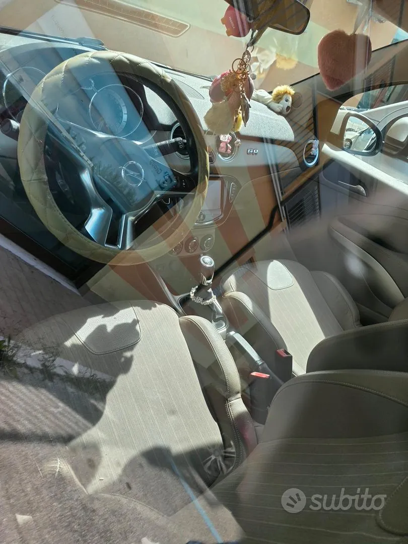 Opel Adam 2014 photo 3