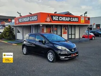 Nissan Note 2016 photo 2