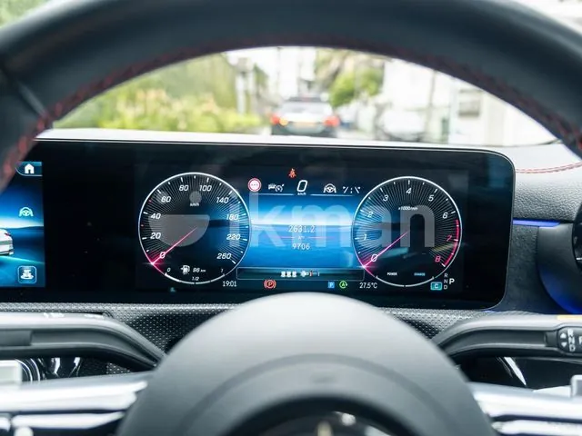 Mercedes-Benz Cla 180 2024 photo 5