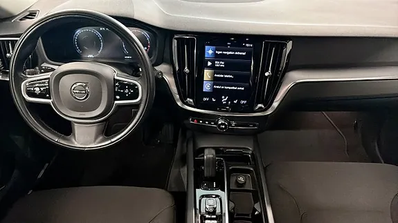 Volvo V60 2021 photo 4