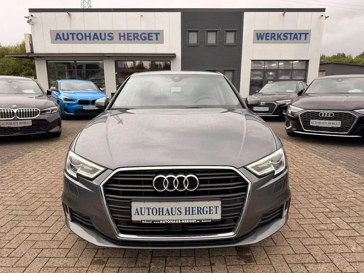 Audi A3 Sportback 2018 photo 2