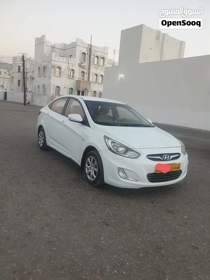 Hyundai Accent 2015 photo 2