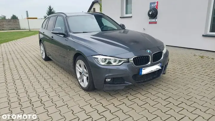 BMW 3 Series 2016 photo 2