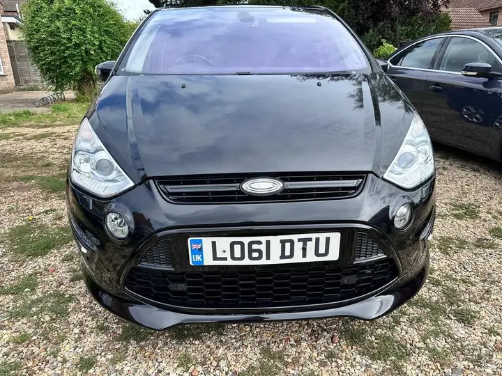 Ford S-Max 2011 photo 2