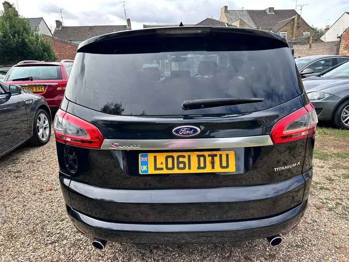 Ford S-Max 2011 photo 5