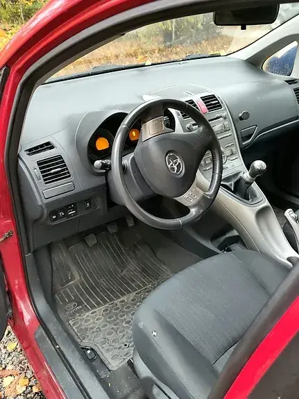 Toyota Auris 2008 photo 3