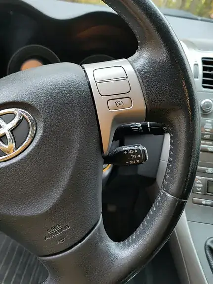 Toyota Auris 2008 photo 4