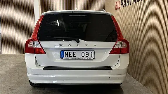 Volvo V70 2013 photo 4