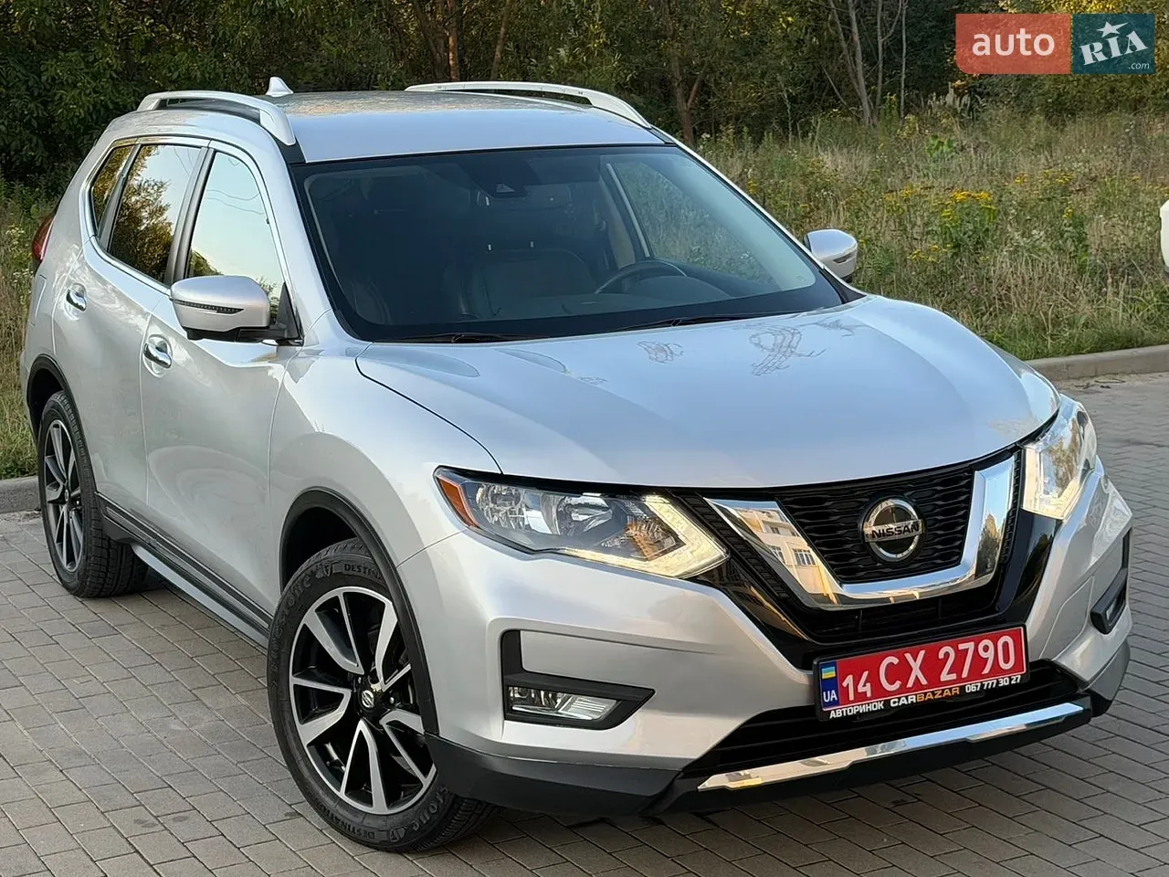 Nissan Rogue 2018 photo 2