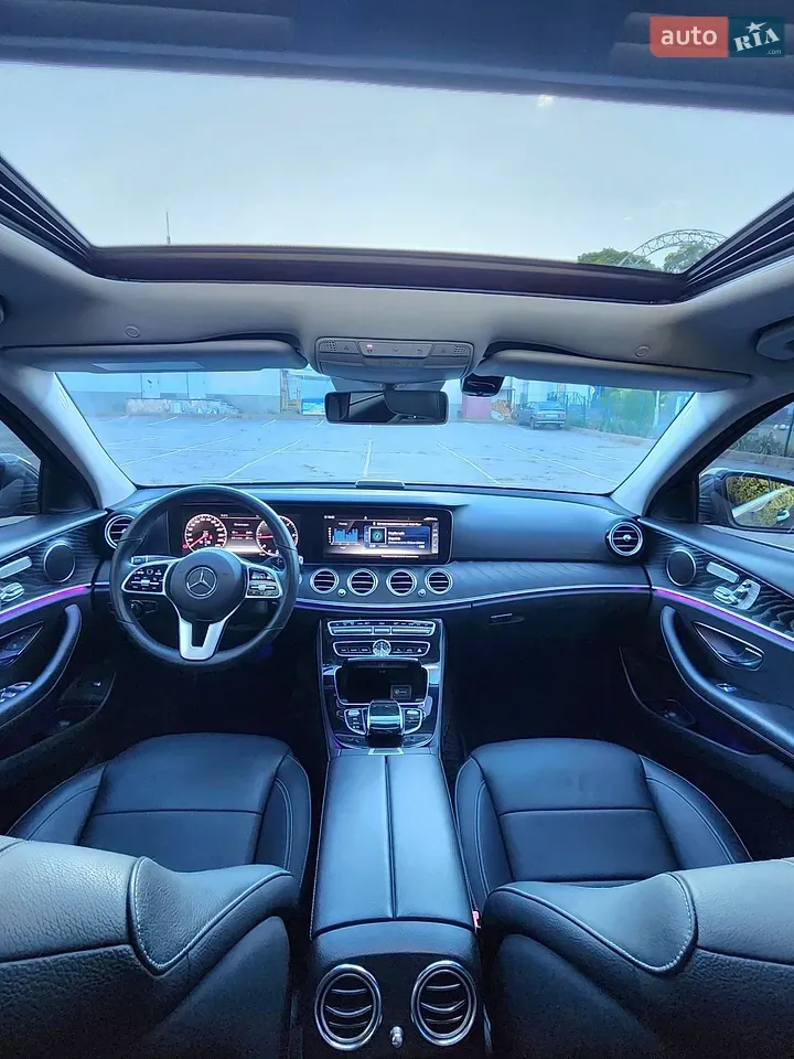 Mercedes-Benz E-Class 2018 photo 5